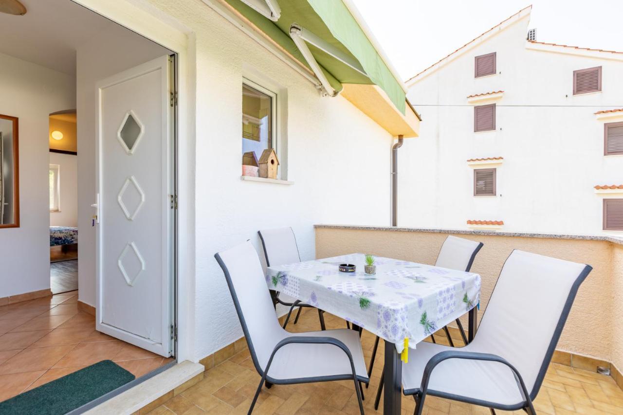 Apartments Vesna Punat Exterior foto